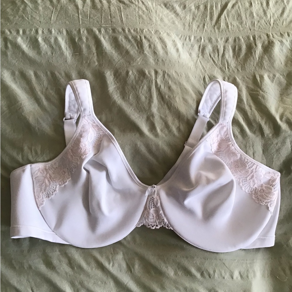 Plus Size WonderBra Bra